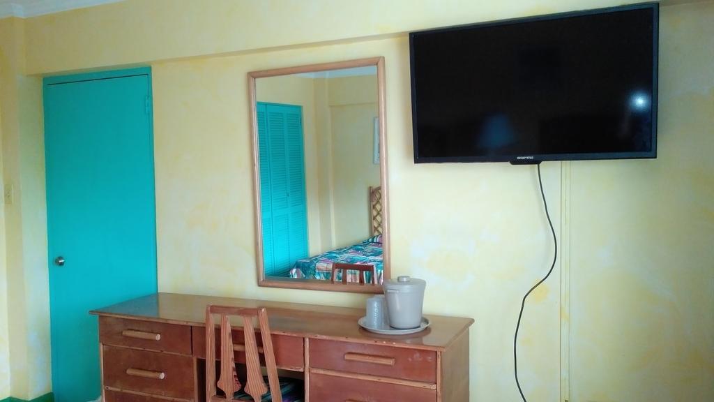 Doctors Cave Beach Hotel Montego Bay Esterno foto