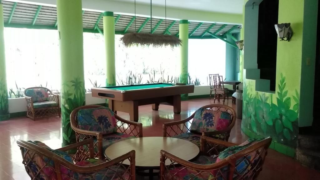 Doctors Cave Beach Hotel Montego Bay Esterno foto